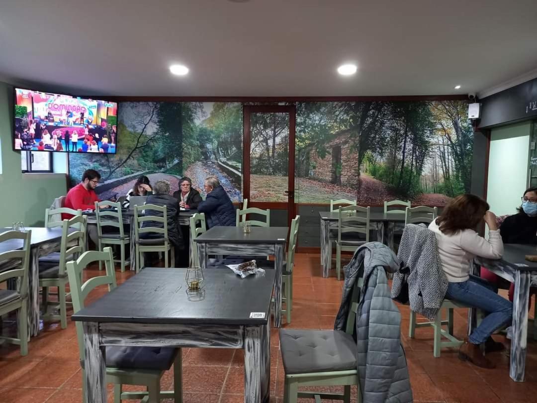 D'Aqui E D'Acola - Pardieiros Buitenkant foto